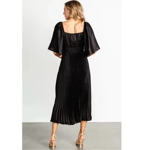 Baltic Born Aubree Accordion Pleated V-Neck A-Line Midi Dress Black Large NWT - Picture 3 of 16